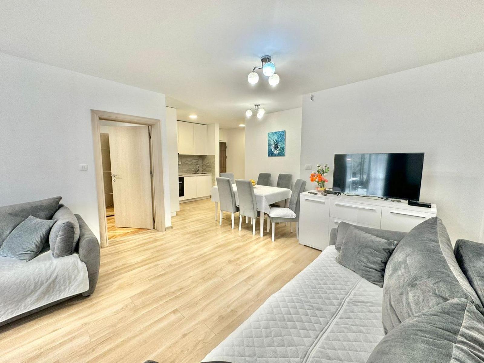 Family One Bedroom Marijana Apartment