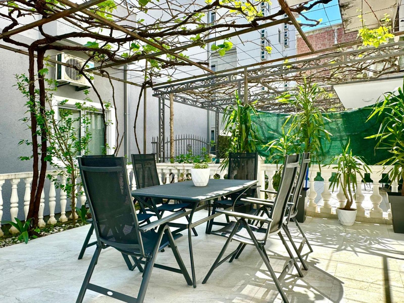 Family One Bedroom Marijana *